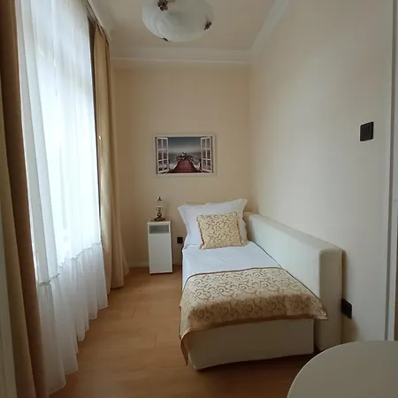 Orgona 公寓式酒店 3*