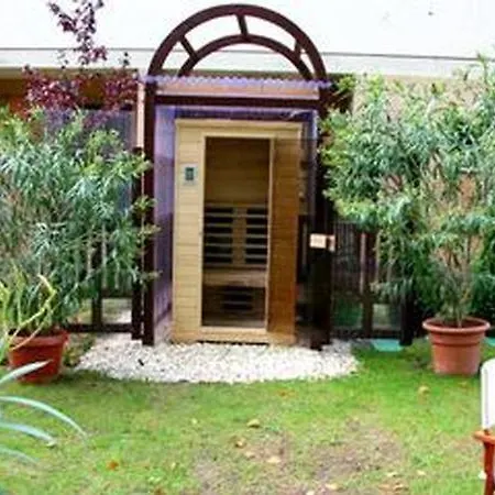 Lägenhetshotell Orgona 3*